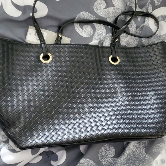 Kenneth Cole purse - Picture 4 of 4